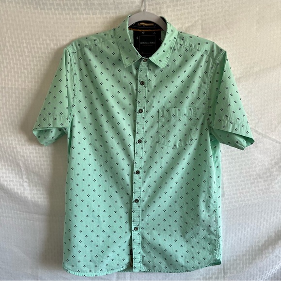Across The Pond Button Up Short Sleeve Shirt Mint Green and Blue Size Medium - Picture 1 of 11